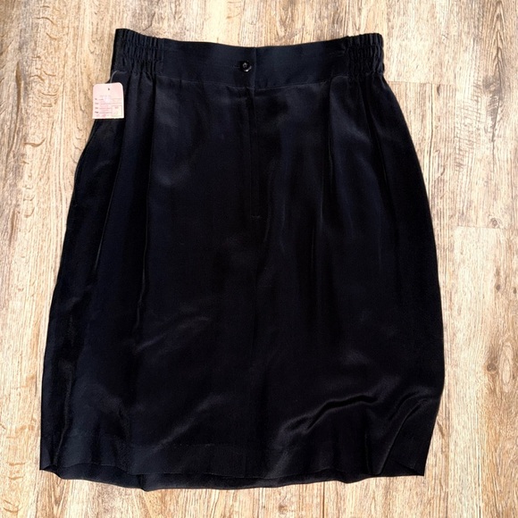 VTG IB Diffusion Silk Skirt - Picture 4 of 11